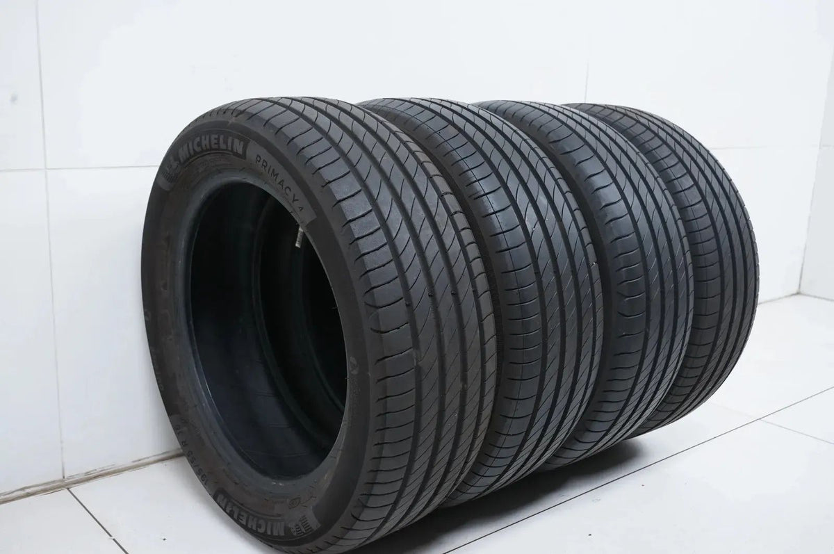 4 x Pneus été Michelin Primacy 4 195 55 16 pouces DOT22 env. 6mm