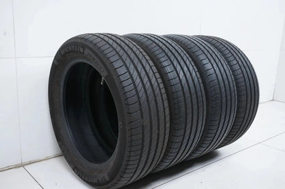 4 x Pneus été Michelin Primacy 4 195 55 16 pouces DOT22 env. 6mm