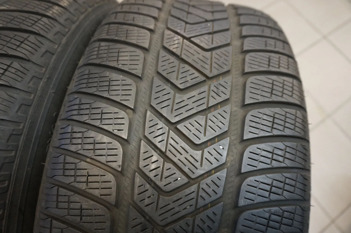 Originální Alu kola Porsche Macan 95B 18 palců zimní kola zimní pneumatiky 235 60 R18 Detailní zobrazení 9