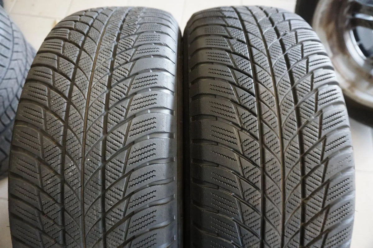 Jantes en alliage d'origine BMW X3 G01 X4 G02 Roues complètes hiver Pneus hiver 225 60 R18 6mm Vue détaillée 10