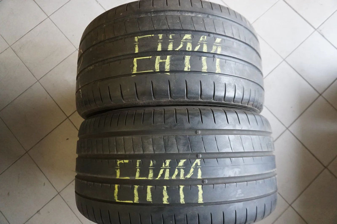 2 X 315 35 R21 111Y Summer Tires Yokohama Advan Sport V107 * 6mm 2021