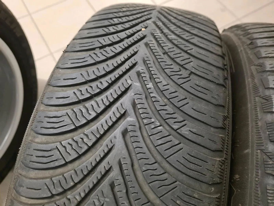 Original Mercedes A-Klasse W177 B-Klasse W247 CLA 16 Zoll Alufelgen Winterreifen