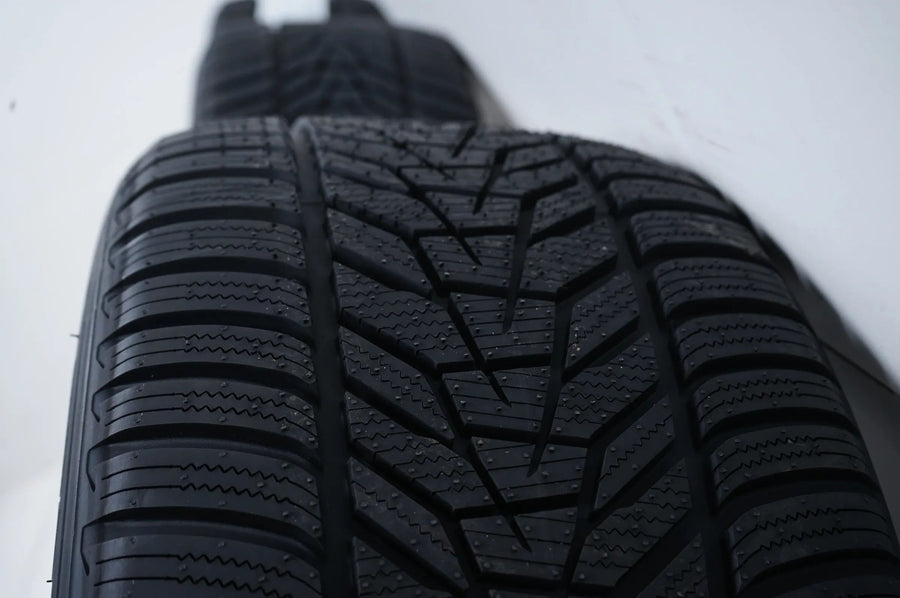 Pneus hiver 19 pouces pour Mercedes Classe E Hybride W214