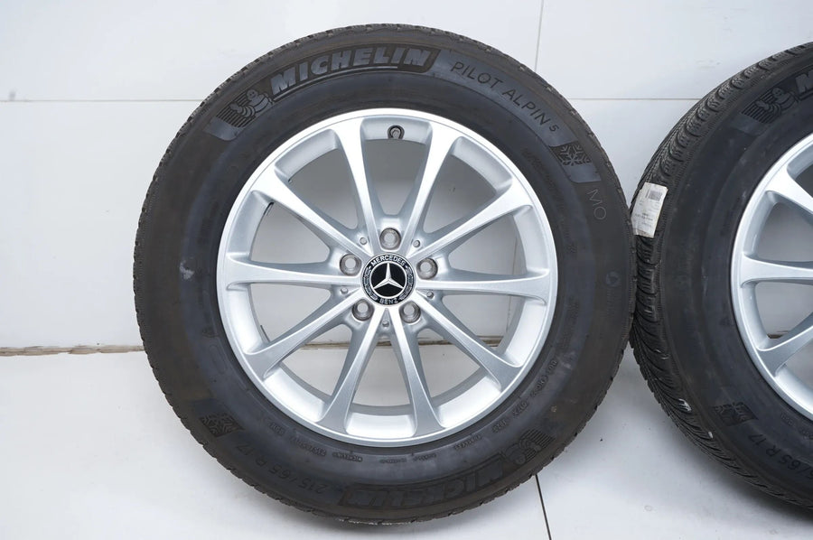Mercedes GLA GLB H247 X247 Allwetterräder mit neuen Allwetterreifen 215 65 17 Zoll
