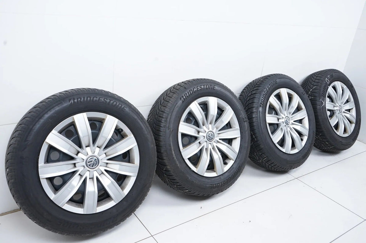 Pneus hiver 215/65/17 pouces pour VW Tiguan, Skoda Kodiaq et Audi Q3. Detailansicht 2