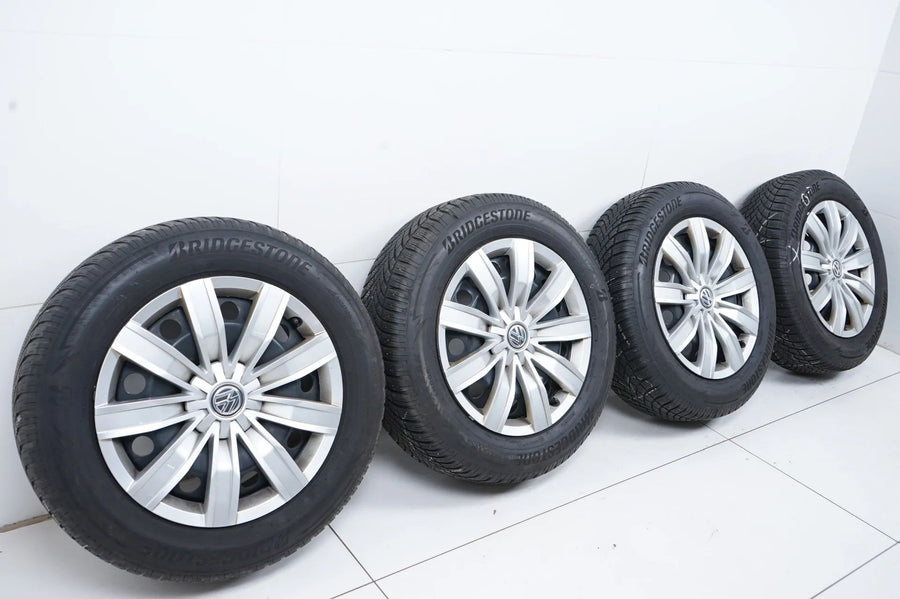 Pneus hiver 215/65/17 pouces pour VW Tiguan, Skoda Kodiaq et Audi Q3.