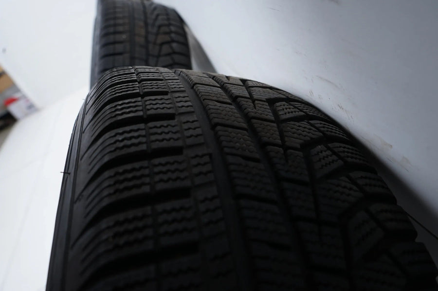 Pneus/jantes hiver Audi Q3 83A F3 215/65/17 pouces