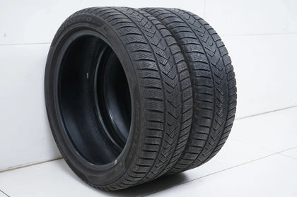 2 x Pirelli winter tires 225/45 R18 inch DOT21 approx. 4mm MO RFT