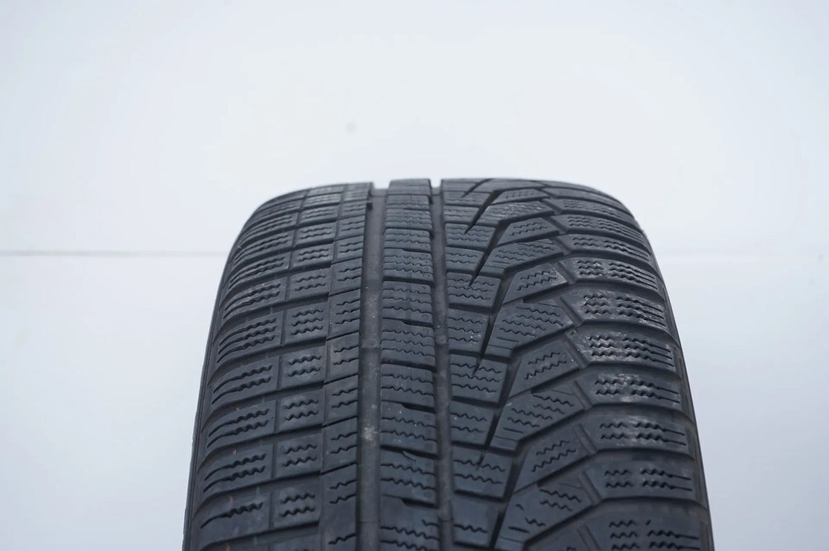 Mercedes AB Class W177 B247 Winter Wheels Winter Tires 18 Inch Detailansicht 10