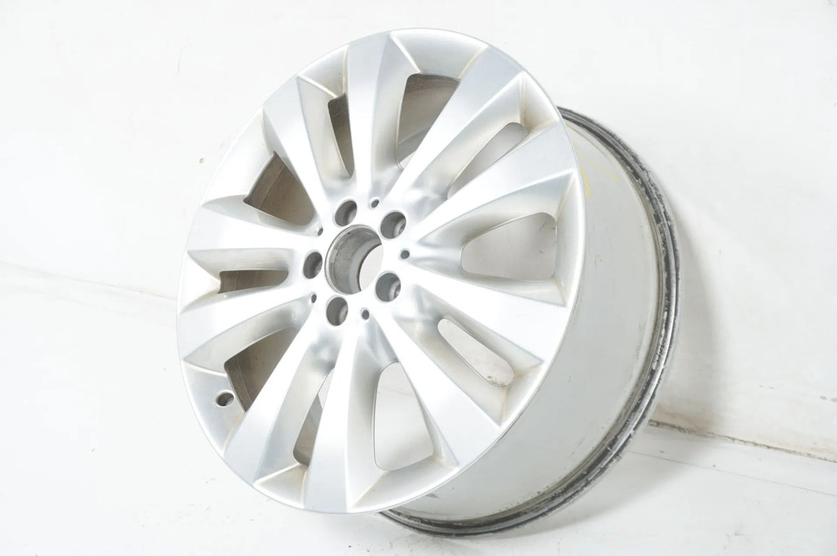 1 x Mercedes R-klasse W251 lichtmetalen velg 18 inch A2514010000 8J ET67 Detailweergave 4