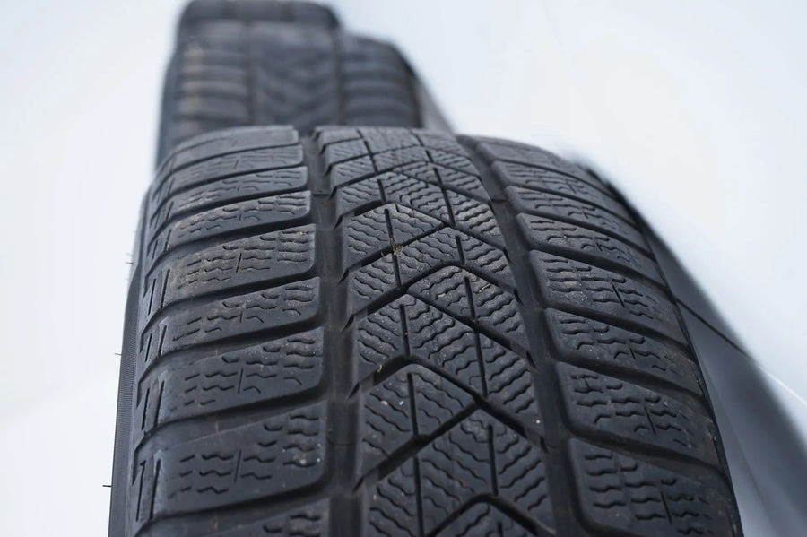 Mercedes C-Class W206 winter tires/wheels 225/45/18 inch