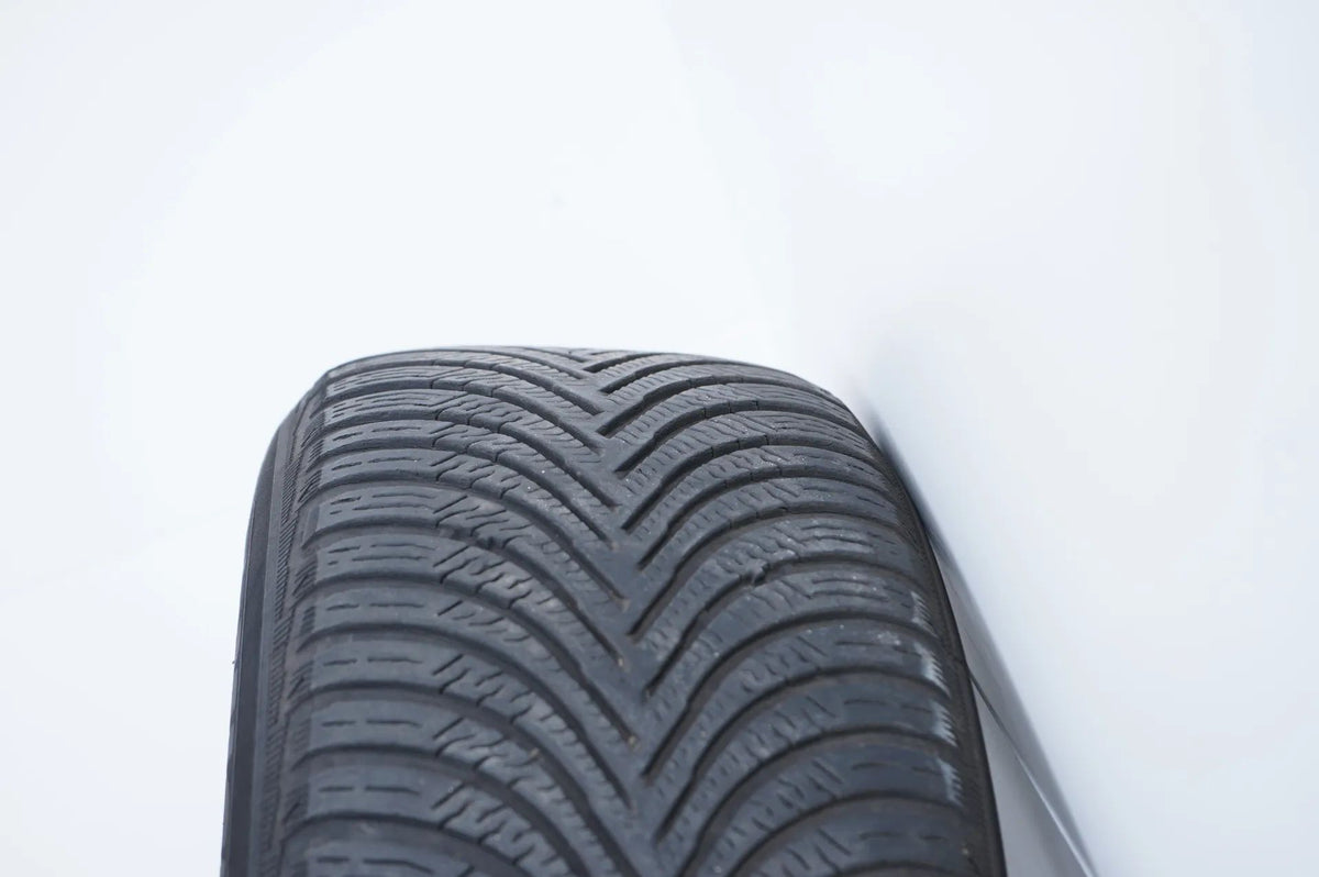 Mercedes AB Class W177 B247 Winter Tires Winter Wheels 16 inch Detailansicht 10