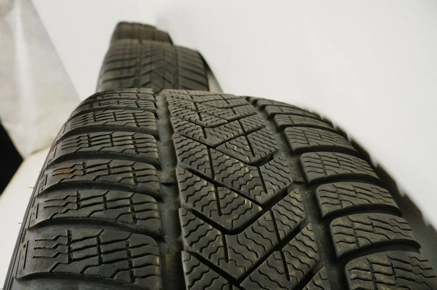 Audi RSQ3 83A F3 Winterreifen Winterräder 255 40 20 Zoll 83A601025S