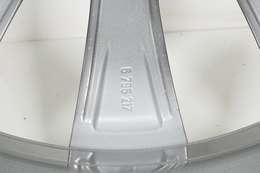 1 x Originální BMW řady 1 řady 2 F20 F21 F22 hliníkový disk 18 palců 387 6796217