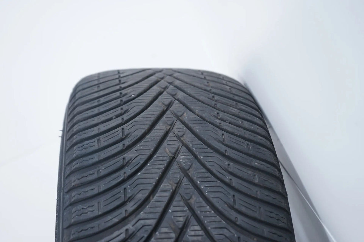 Mercedes C Class W206 all-weather tires winter wheels 225 45 18 inches Detailansicht 16