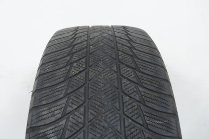 2x Winterreifen Bridgestone 235 50 19 Zoll DOT21 ca.4mm MO