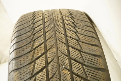 1 x Winterreifen Bridgestone 245 50 19 Zoll DOT17 Bmw* ca.5mm RFT