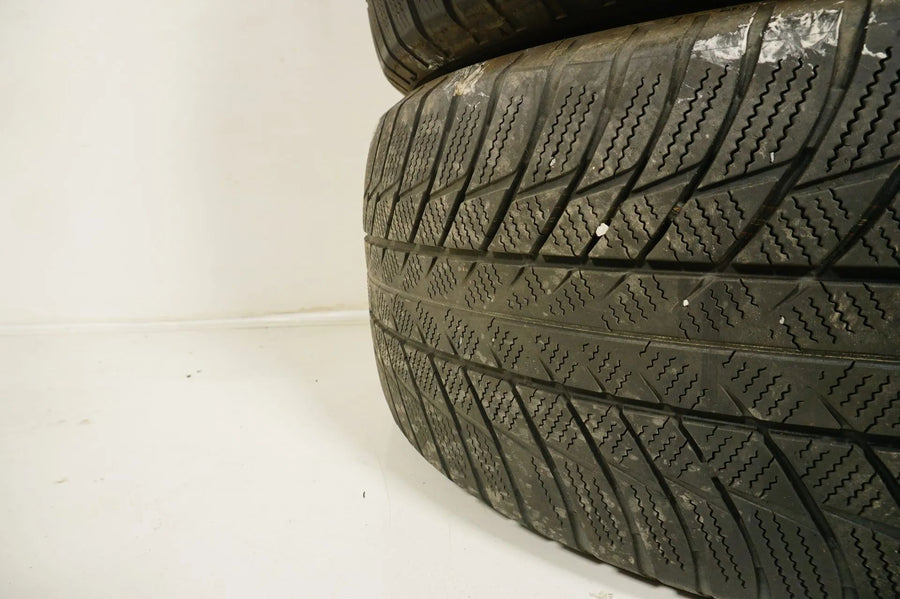 4 x Winterreifen Bridgestone 245 50 19 Zoll DOT18 Bmw* ca.5mm RFT