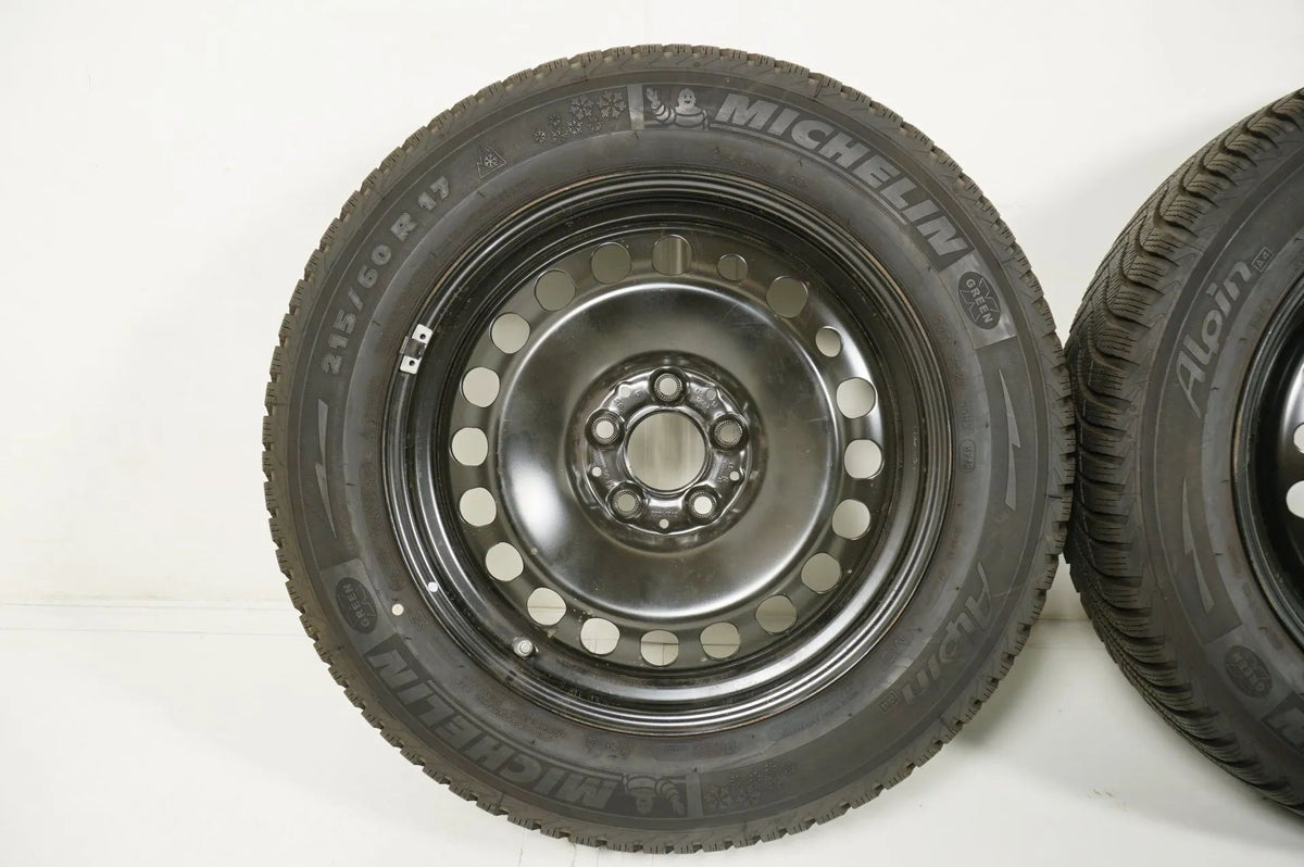 Mercedes GLA W156 X156 Winterreifen Winterräder 215 60 17 Zoll Detailansicht 3