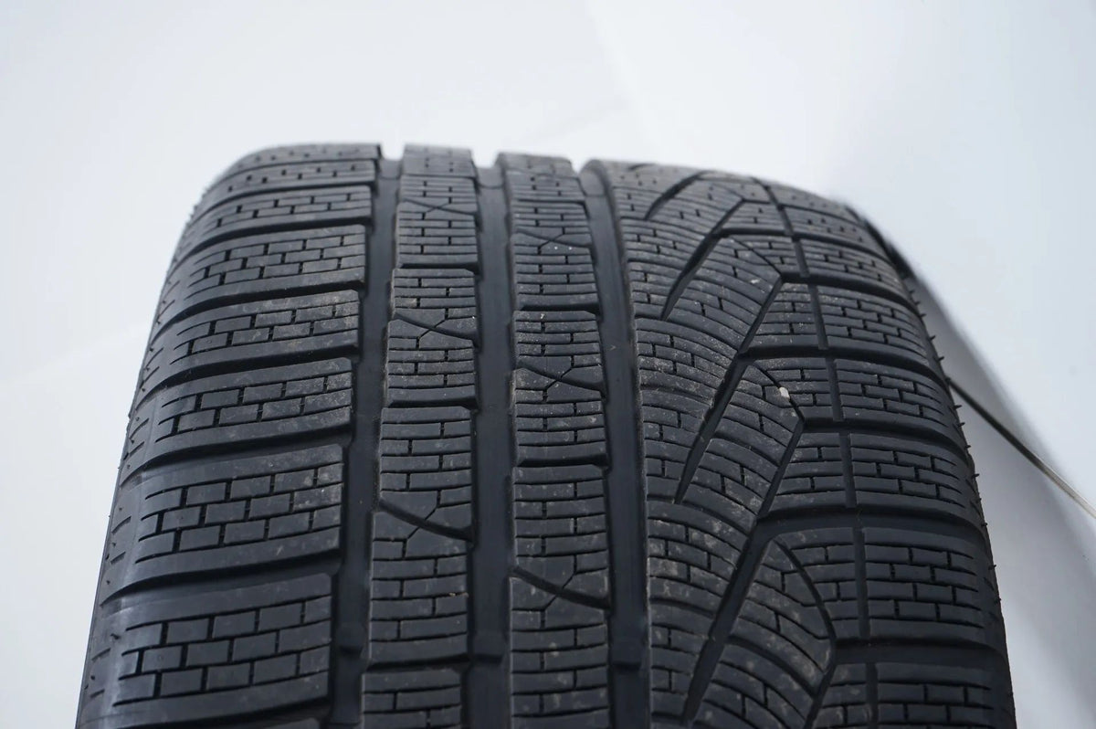 Mercedes GT GTS C190 W190 Winter Tires Winter Wheels 19/20 Inch Detailansicht 18