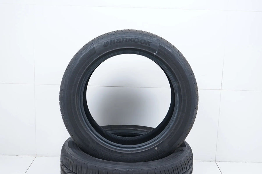 2 x Hankook summer tires 235 55 19 inch DOT19 MO approx. 6mm tread depth