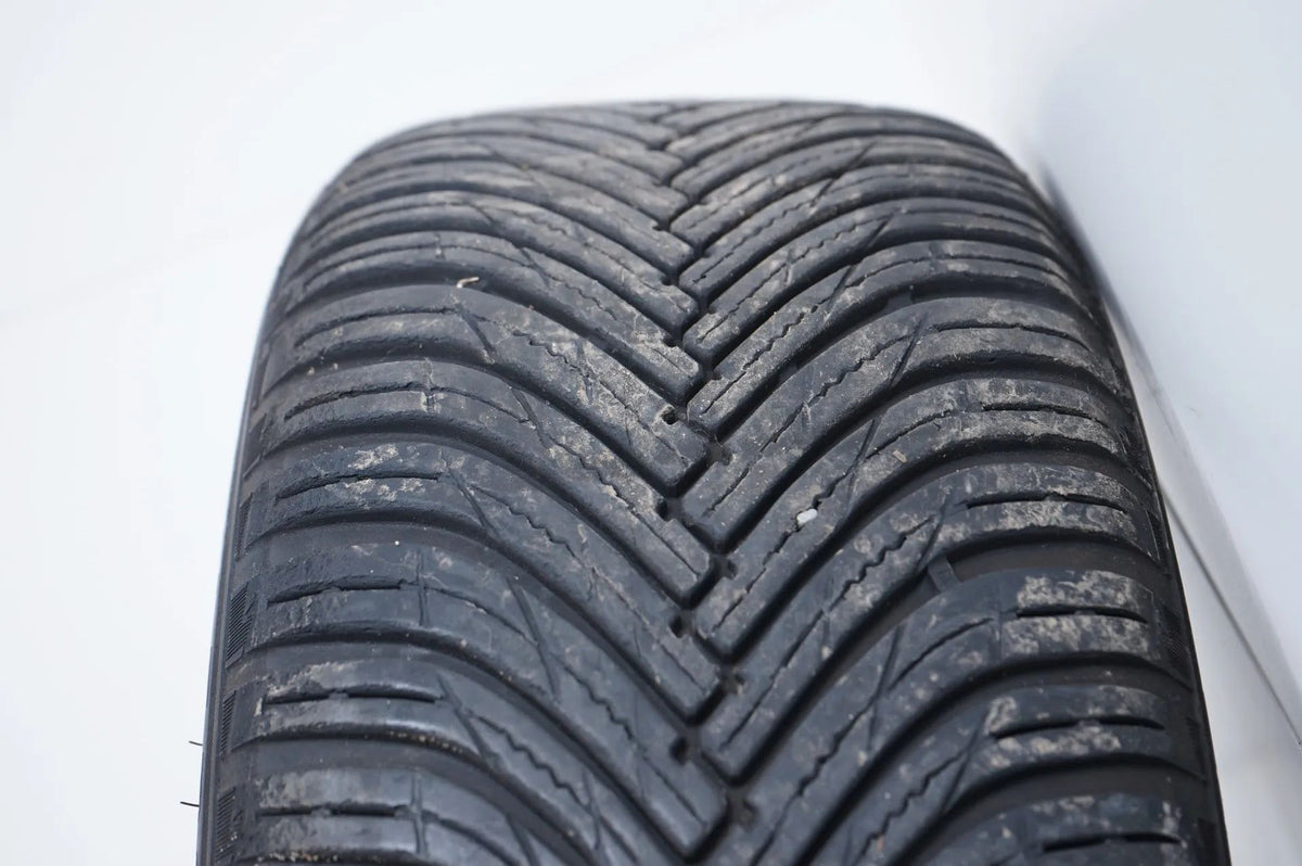Mercedes AB Class W177 B247 All-weather tires, all-season, 18 inch Detailansicht 9