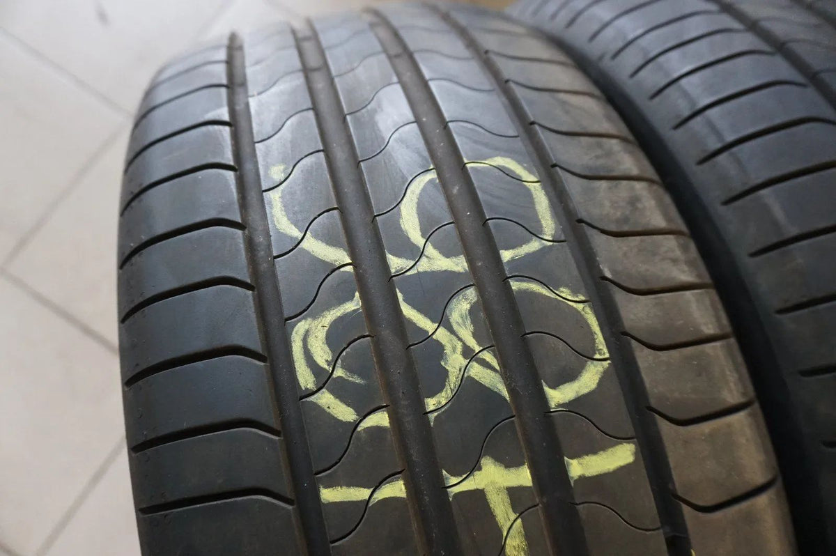 2 X 225 55 R18 102Y Sommerreifen Bridgestone Turanza 6 * MO 6mm Detailansicht 2