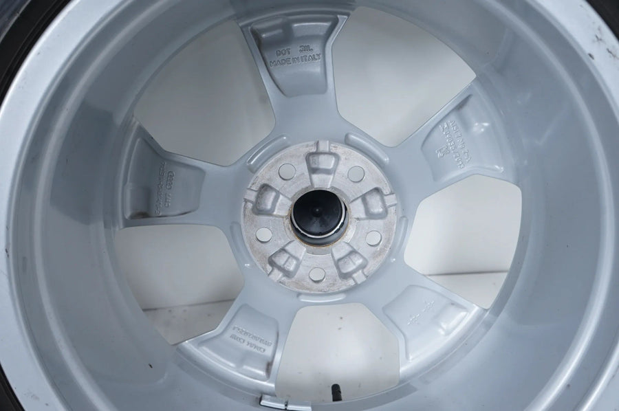 Audi A3 8Y Winterreifen Winterräder 225 40 18 Zoll 8Y0601025j