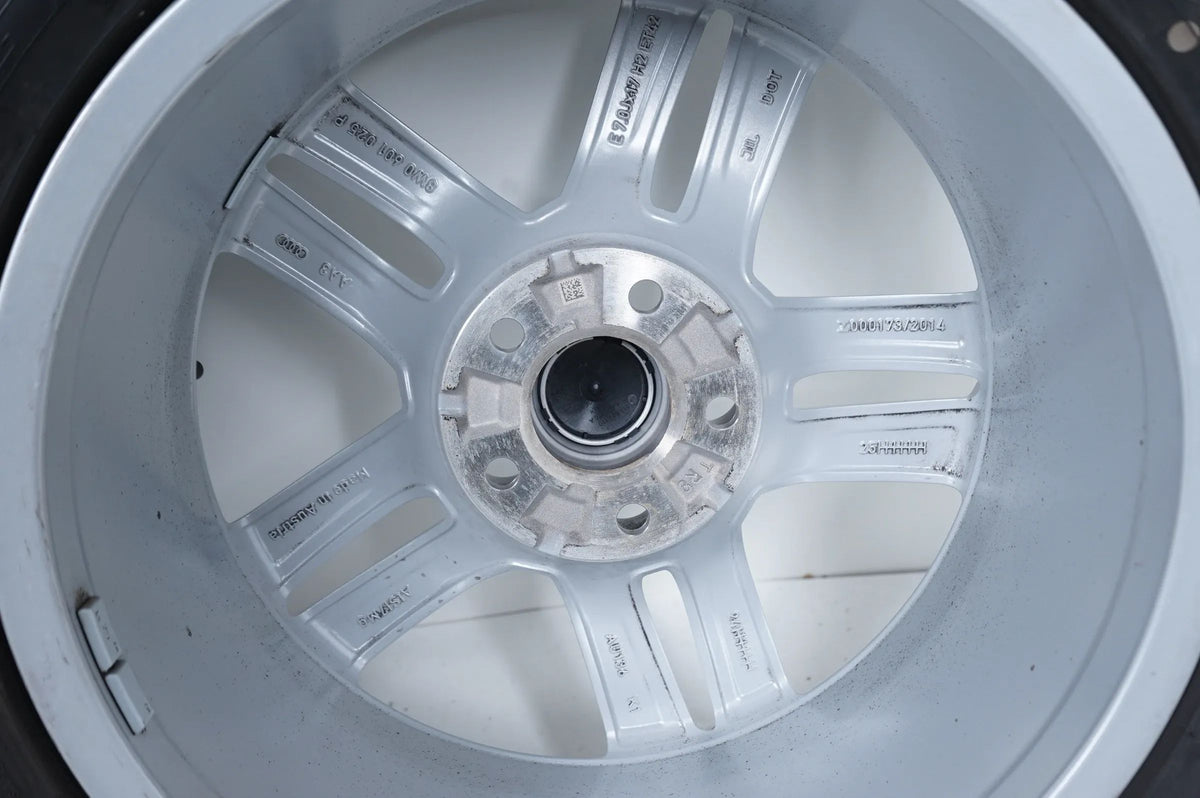 Audi A4 8W B9 roues hiver pneus hiver 225 50 17 pouces 8W0601025P Detailansicht 12