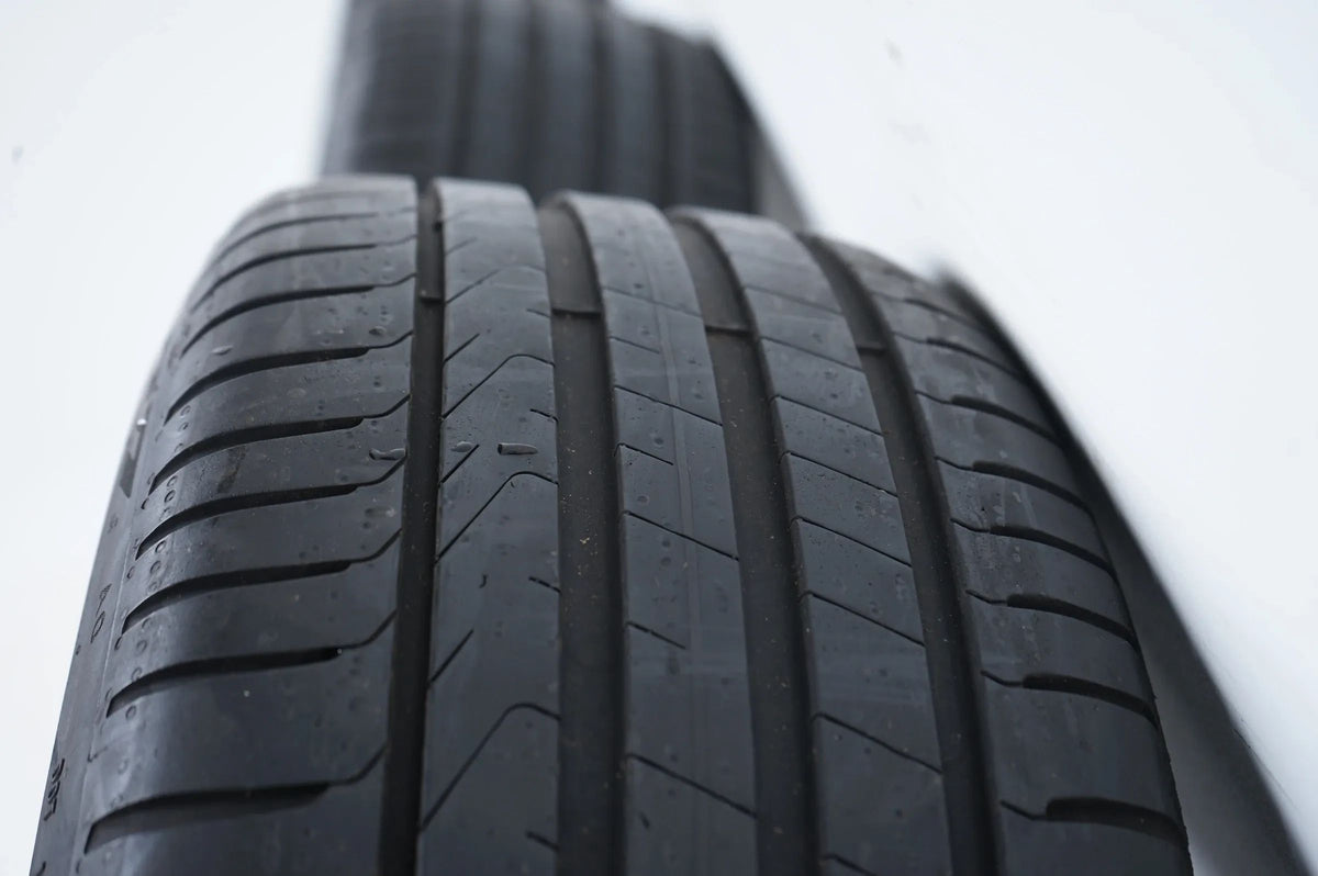 Audi A3 S3 8Y Summer Wheels Summer Tires 225 40 18 Inch 8Y0601025N Detailansicht 14