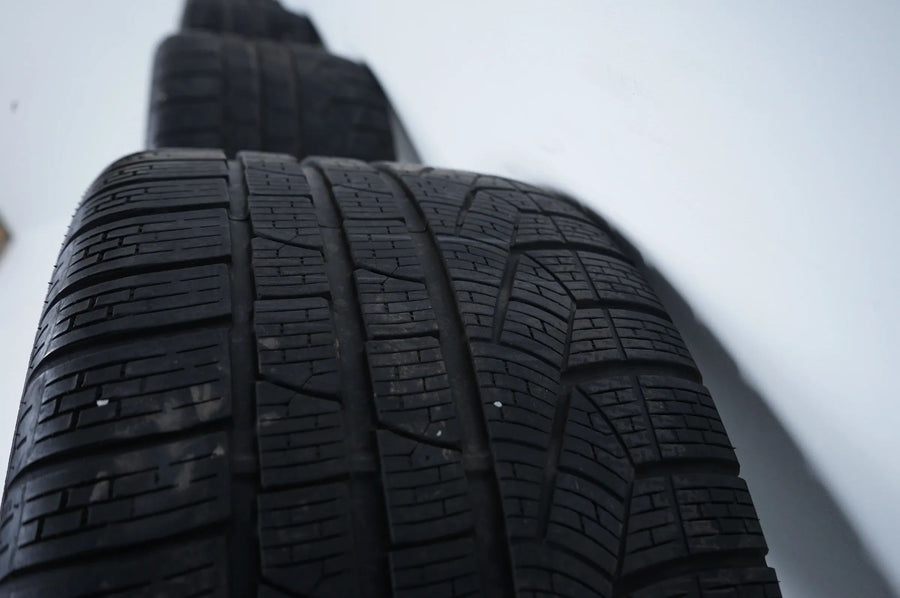 Mercedes CLS W218 Winter Wheels Winter Tires 255 35 19 Inch