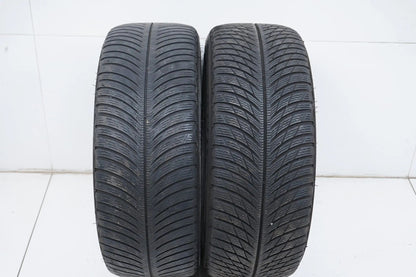 2 x Michelin winter tires 235 45 18 inch DOT22 approx. 3-5 mm MO
