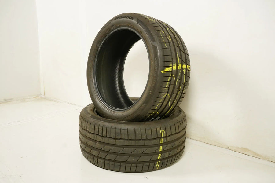 2x Summer tires 285 40 19 inch approx. 6.5 mm Hankook DOT19 MO