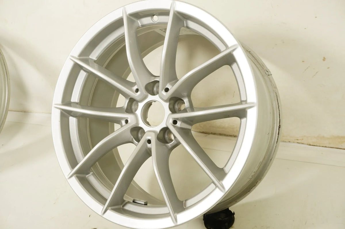 1 x Originele BMW Z4 G29 lichtmetalen velg 17 inch 6879184 768 8,5J Detailweergave 4