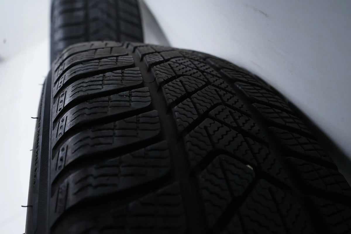 BMW X3 X4 G01 G02 Winter Tires Winter Wheels 225 60 18 inch Detailansicht 9