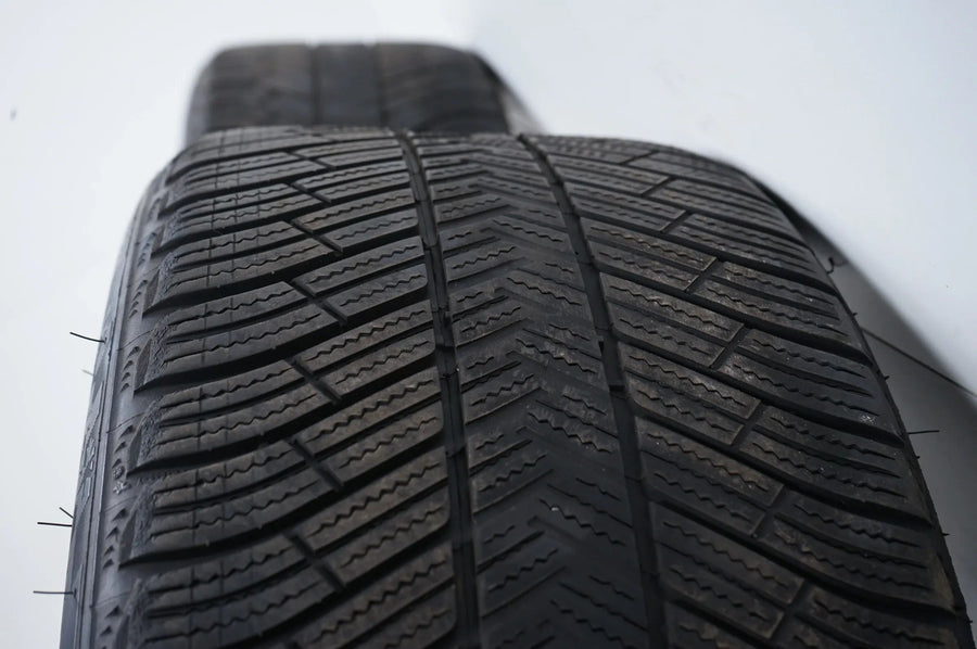 Mercedes E63 AMG W213 winter tires/wheels 265/40/19 inch