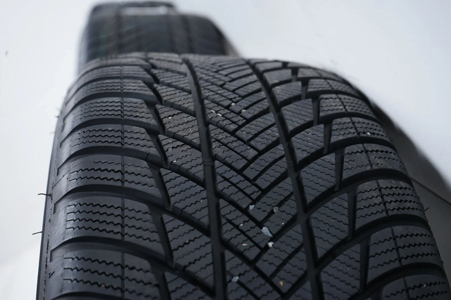 Mercedes GLA GLB H247 winter wheels winter tires 235 50 19 inch