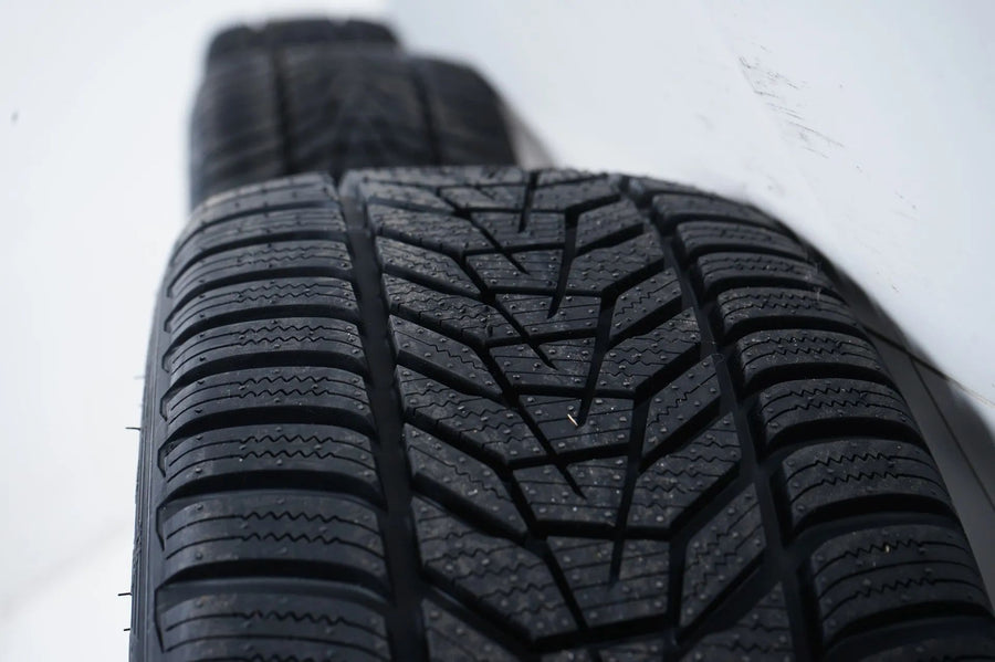 Mercedes C Class W206 NEW Winter Tires Winter Wheels 18 Inch