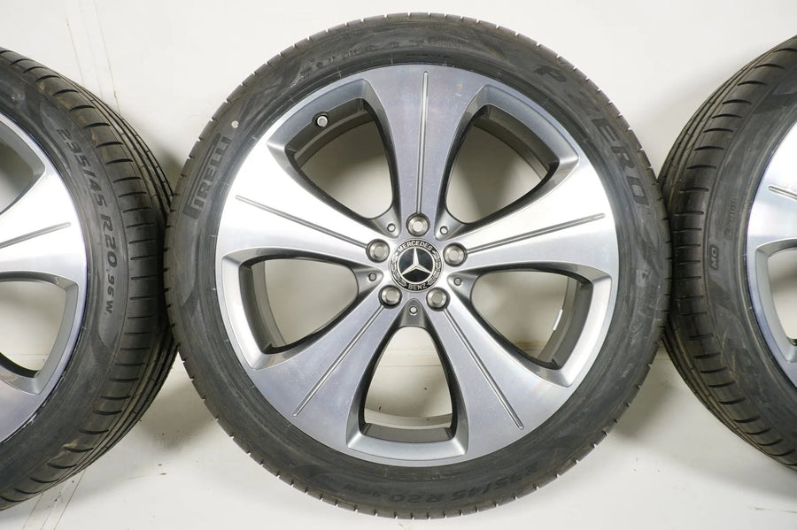 Original Mercedes GLA H247 GLB X247 20Zoll Alufelgen mit neuen Allwetterreifen 235 45 R20