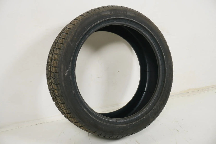 1x Neu Demo Winterreifen 255 45 20 Zoll Pirelli DOT19 Bmw*
