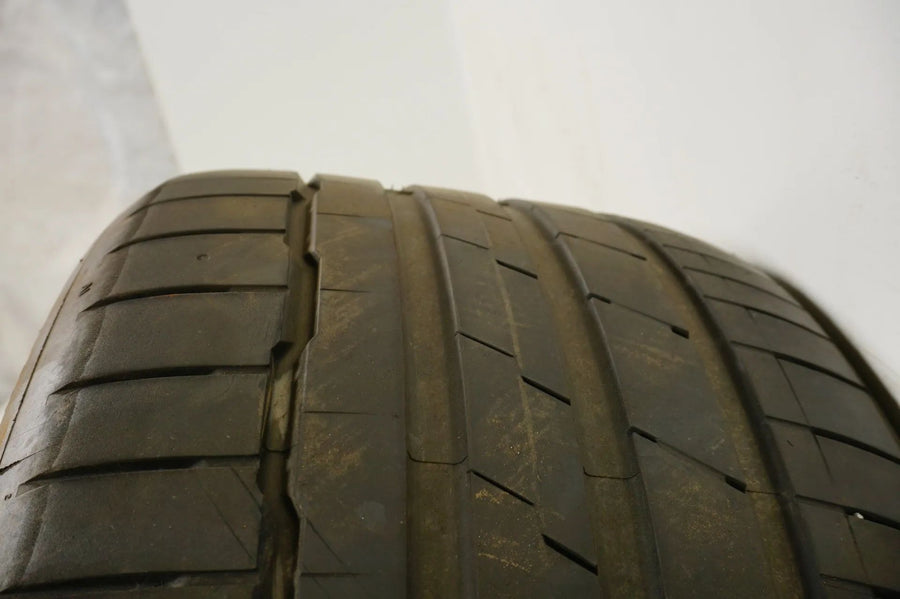 1x Sommerreifen 285 40 19 Zoll Hankook ca.4,5 mm DOT19 MO