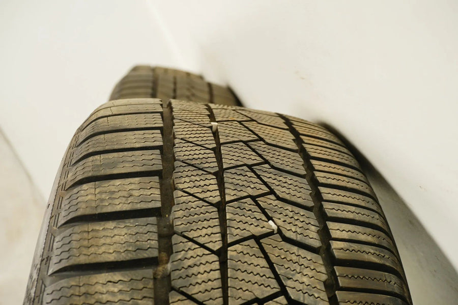 Audi RSQ3 83A F3 Pneus hiver Jantes hiver 225 50 19 pouces 7mm