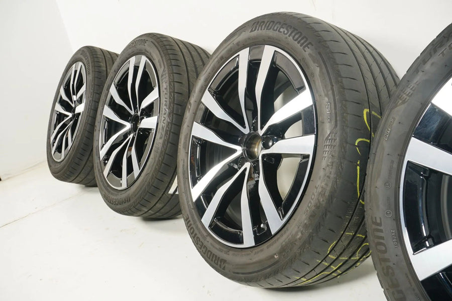 Mercedes S-Class W223 summer tires, summer wheels 255/45/19 inch