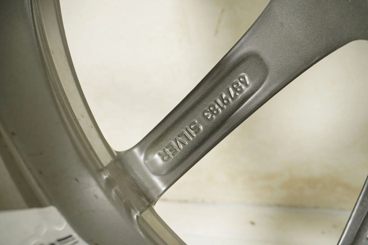 1 x originální hliníkový disk BMW Z4 G29 17 palců  6886152 768  7,5J Detailní zobrazení 4