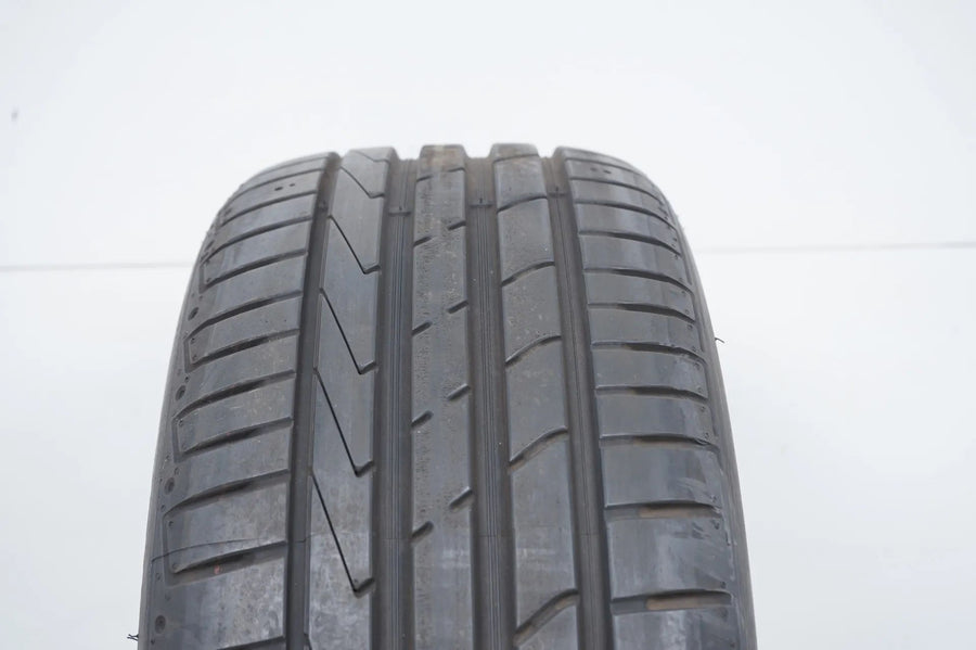 1 x Sommerreifen Hankook 225 45 18 Zoll DOT19 ca.7mm MO