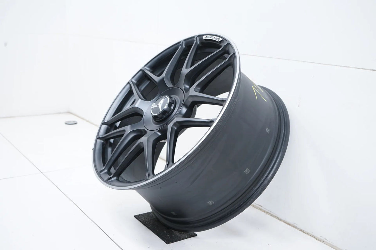 1 jante en aluminium 19 pouces Mercedes A45 CLA45 W177 A1774012400 9J ET52 Detailansicht 4