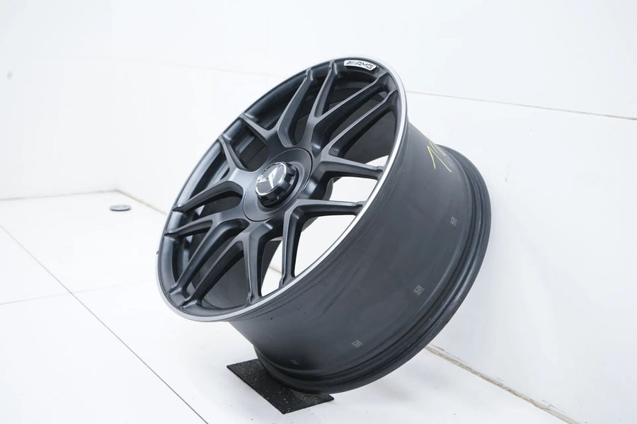 1 jante en aluminium 19 pouces Mercedes A45 CLA45 W177 A1774012400 9J ET52