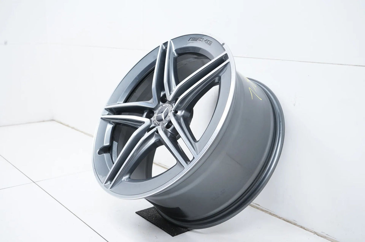 1 x Mercedes A45 CLA45 AMG W177 lichtmetalen velg 19 inch A1774012200 9J ET52 Detailweergave 5