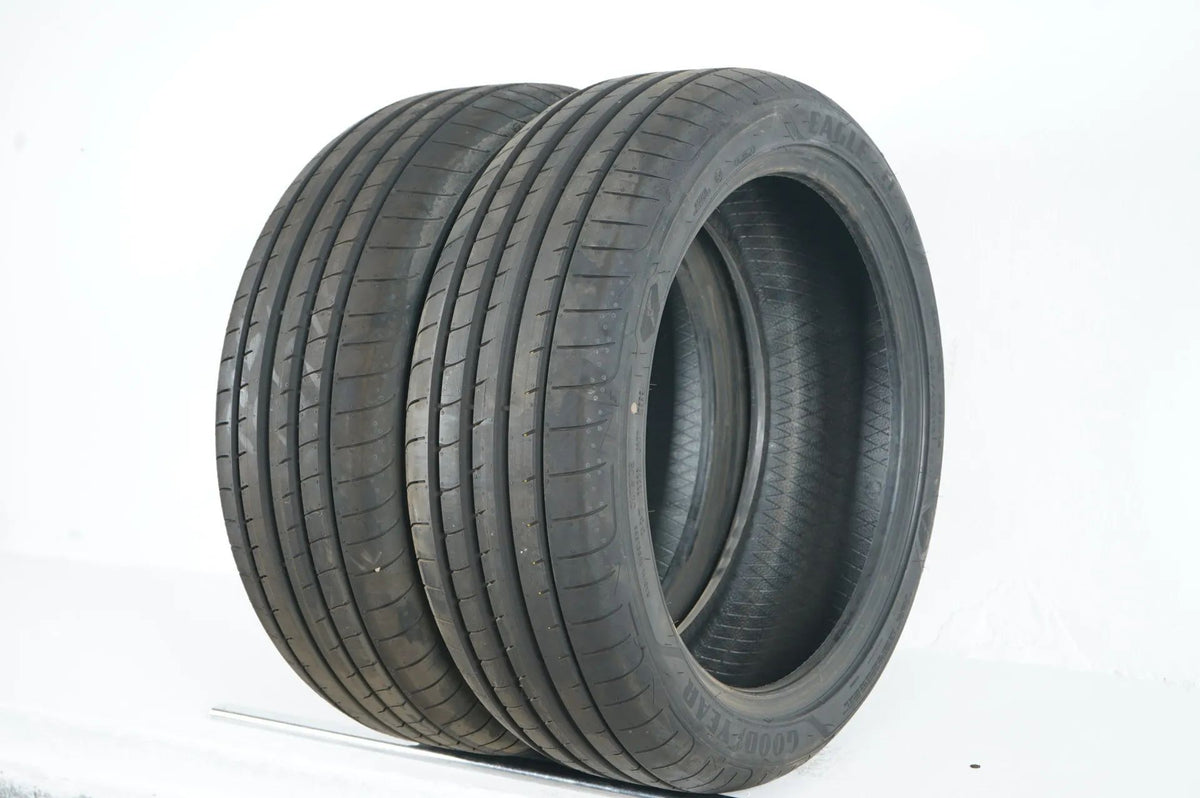 2 pneus été de démonstration Goodyear 225/45/19 pouces DOT23 BMW* Detailansicht 3