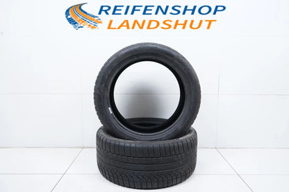 2 pneus hiver Pirelli 285/40/20 pouces, profondeur de sculpture d'environ 4 mm, homologués DOT23 BMW*